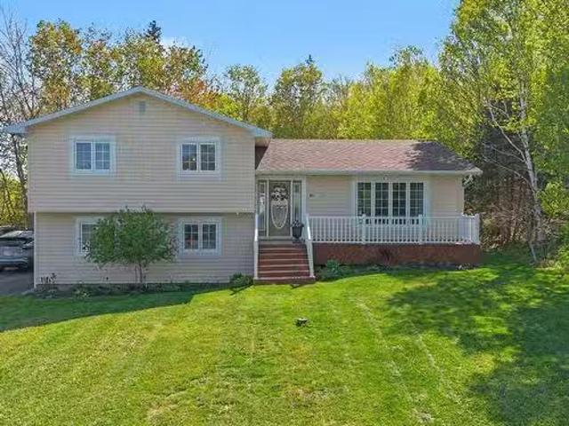 48 Waterville Drive, Howie Centre, NS, B1L 1G5 house for sal.