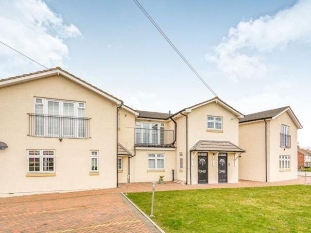 48 Wensley Road, Reading RG1 2 bed flat to rent £1,550 pcm £358 pw