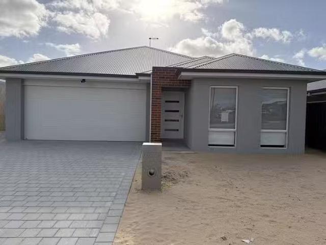 48 Angalore Road, Madora Bay, WA 6210
