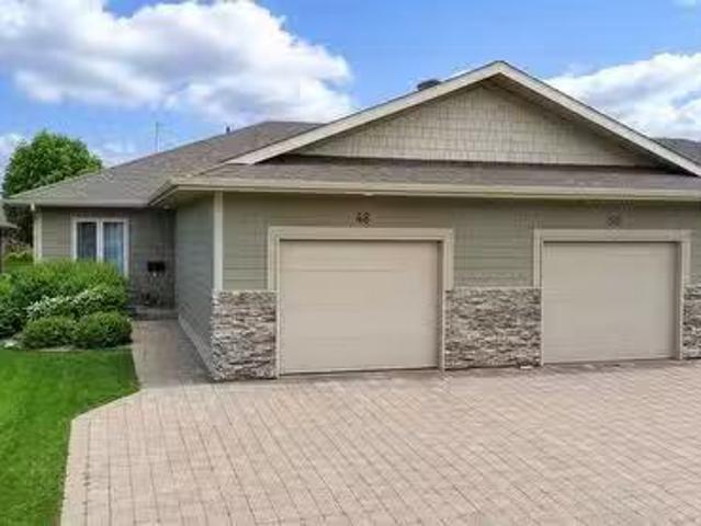 48 Aspen Drive, Brandon, MB, R7A 7T3 condo for sale Listing.