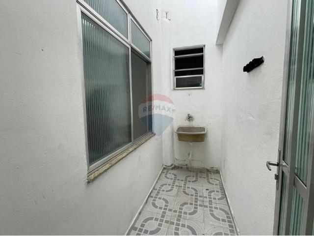 48 Área Útil Casa Alugar, 2 Dormitórios localizado em Rua Licínio Barcelos, 218 Próximo a Monsenhor Félix Irajá, Rio de Janeiro, Rio de Janeiro, 21235190 | Brasil