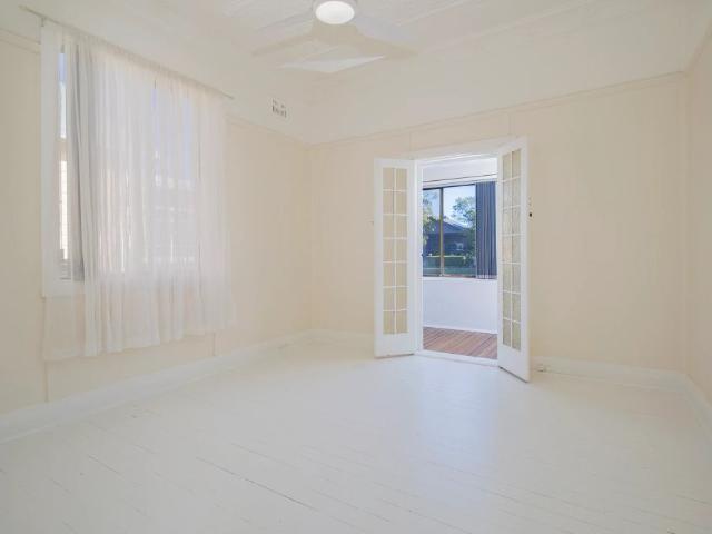 48 Bourke Street