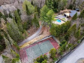 48 Ch. Du Geai Bleu, Saint Sauveur, QC, J0R 1R1 house for sa.