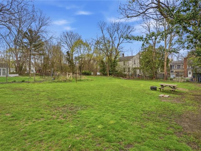 48 Constitution St, Unit 1, Bristol, RI 02809 | MLS #1410