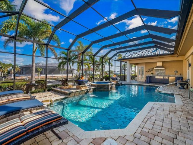 48 Colony Point Dr, Punta Gorda, FL