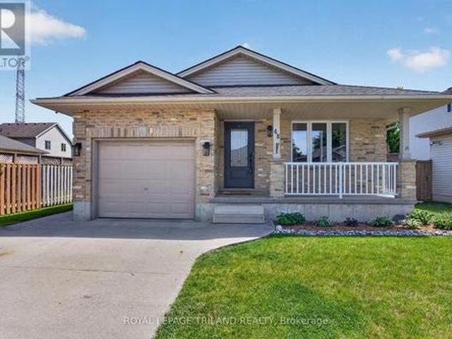 48 Cottonwood Drive, St. Thomas, ON, N5P 4M7 house for sale | Listing ID X13822 | Royal LePage
