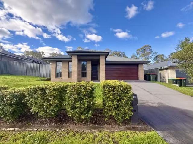 48 Dairyman Drive, RAYMOND TERRACE House for rent Listed by R.