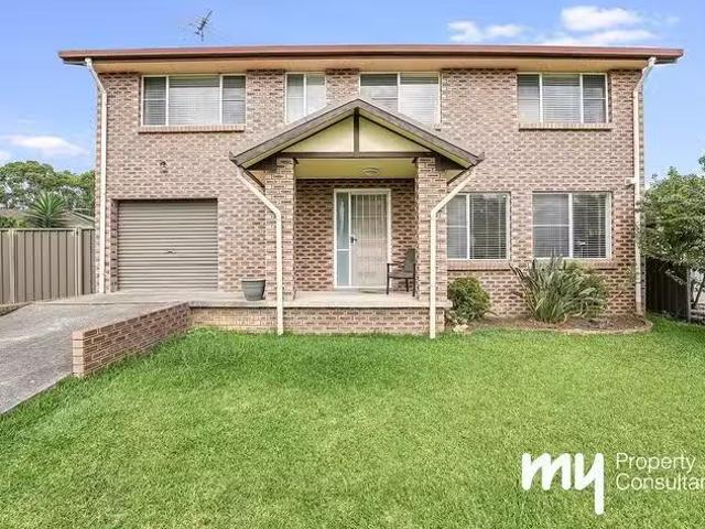 48 Donalbain Circuit, Rosemeadow, NSW 2560
