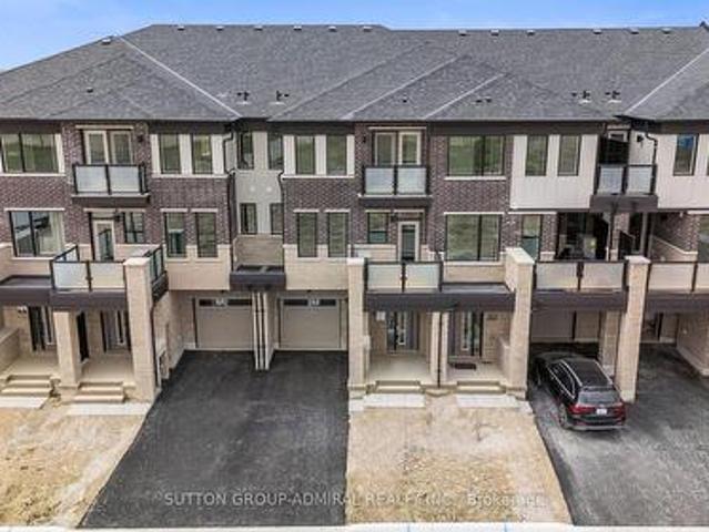 48 Elmer Moss Avenue, Caledon, ON, L7C 3H1 house for sale | Listing ID W13434 | Royal LePage