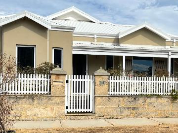 48 Farmaner Parkway, ELLENBROOK, WA 6069