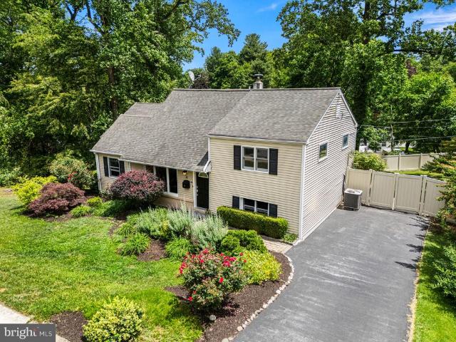48 Greentree Lane