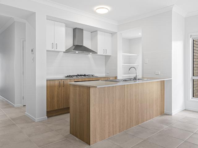 48 Hexham Street, Yarrabilba QLD 4207