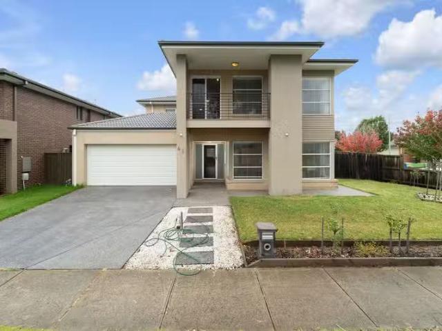 48 Hollywood Avenue, POINT COOK, VIC 3030 House for Rent