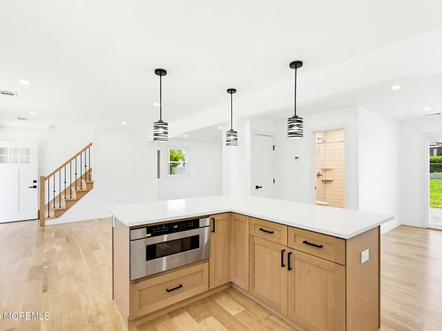 48 Kendall Drive NE
