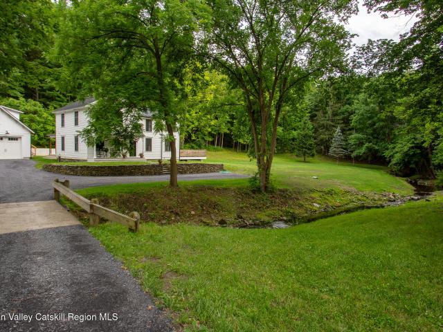 48 Konig Road