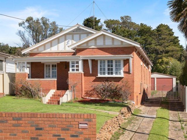 48 Lansdowne Street