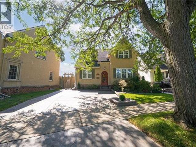 48 Lincoln Avenue, Brantford, ON, N3T 4S7 house for sale | Listing ID 40863 | Royal LePage