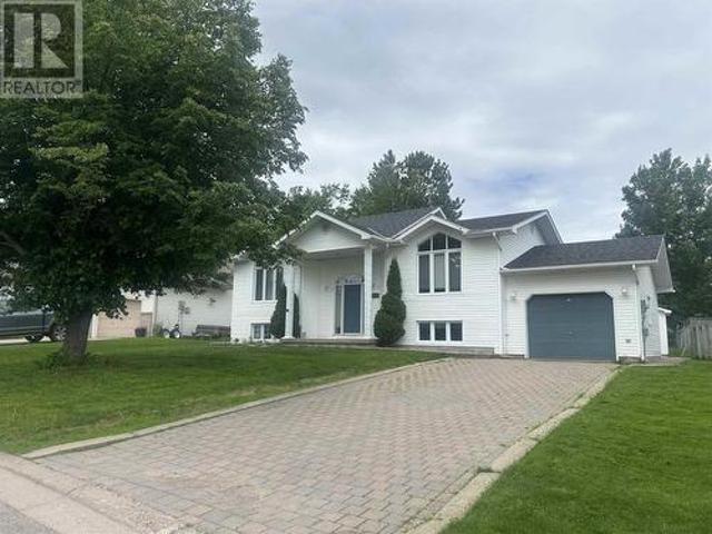 48 Millcreek Dr, Sault Ste. Marie, ON, P6B 6H6 house for sale | Listing ID SM261562 | Royal LePage