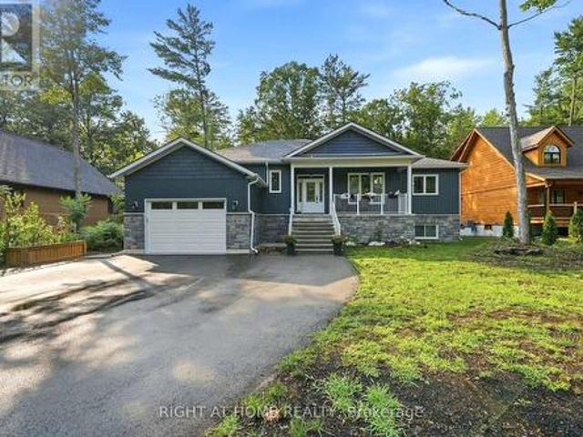 48 Nicole Boulevard, Tiny, ON, L0L 2T0 house for sale | Listing ID S13677 | Royal LePage