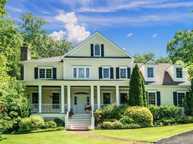 48 Park Ln, West Harrison, NY 10604