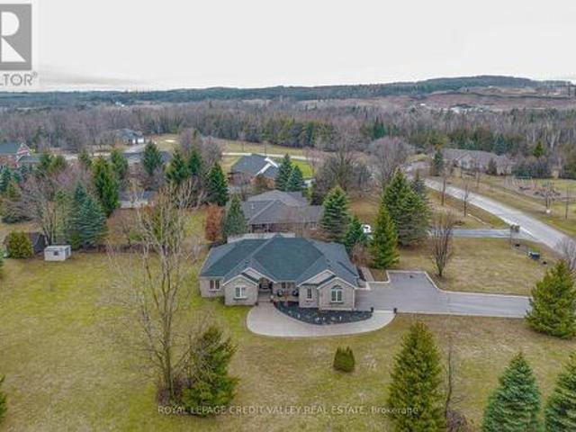 48 Rayburn Meadows Road, East Garafraxa, ON, L9W 7E7 house for sale | Listing ID X13830 | Royal LePage