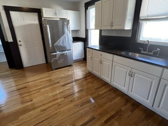 48 Riverview Pl, Stratford, CT 06615 | MLS #24192