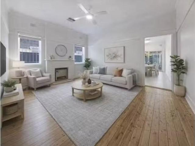 48 Robey Street, Maroubra House for rent Listed by April Iggl.