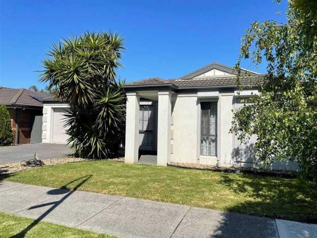 48 Sing Crescent, Berwick, VIC 3806