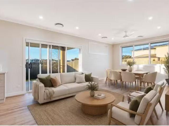 48 Sittella Way, THURGOONA House for rent Listed by April Sha.