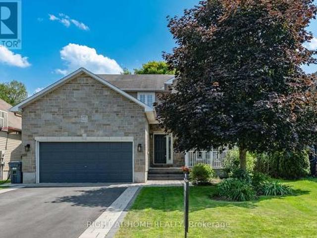 48 Station Trail, Russell, ON, K4R 0A3 house for sale | Listing ID X12794 | Royal LePage