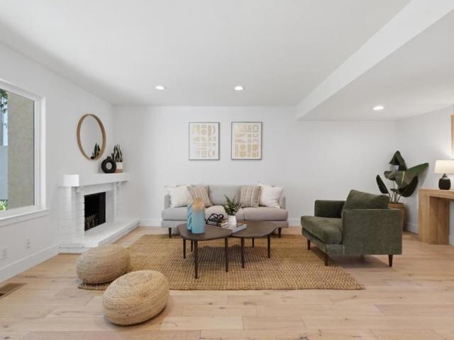48 Starlite Court