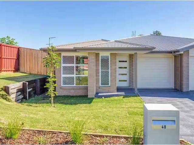 48A Avocet Street, Aberglasslyn Townhouse for rent Listed by.