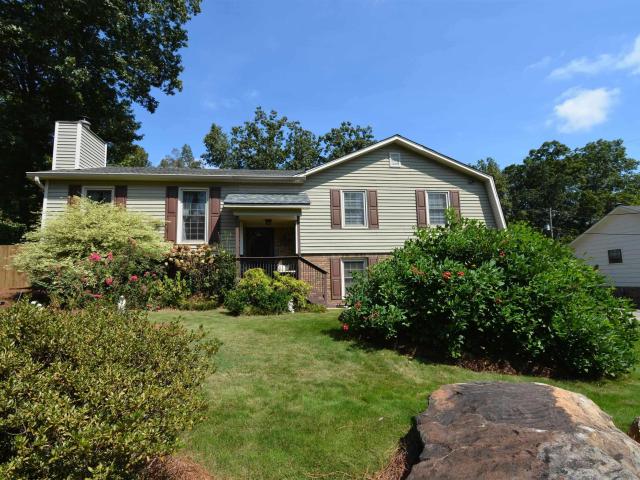 4904 Abbey Lane
