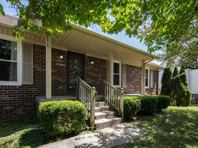 4904 Denmoor Court