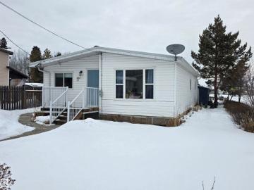 4904 54 Avenue, Wildwood, AB, T0E 2M0 house for sale | Listing ID E4471 | Royal LePage