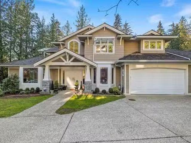 4905 Chalet Place, North Vancouver, BC, V7R 4X4 house for sa.