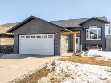 4905 58 Avenue, Cold Lake, AB, T9M 0E8 house for sale Listi.