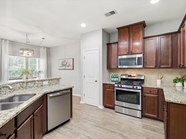 4906 White Cedar Road