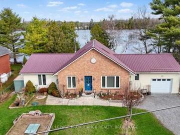 4909 Alex Mclean Lane, Frontenac South, ON, K0H 1H0 house for sale | Listing ID X13483 | Royal LePage