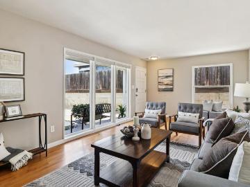 4901 Greenbrier