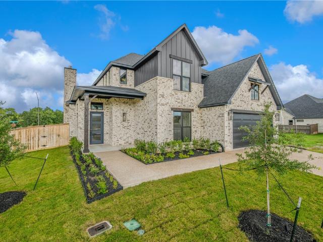 4901 Pearl River Ct. Court