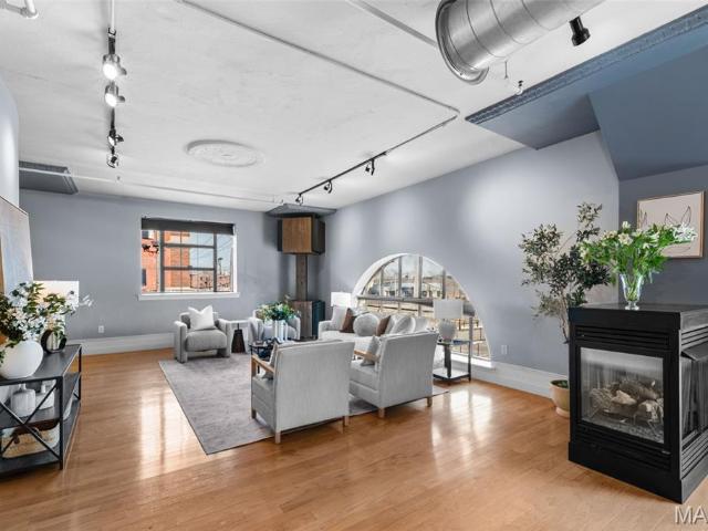 4901 Washington Blvd, Unit 2C, St. Louis, MO 63108 | MLS #25080