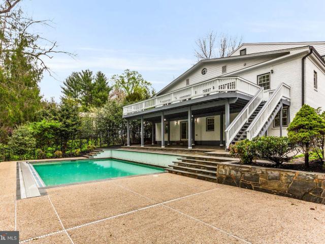 4902 De Russey Pkwy, Chevy Chase, MD 20815 | MLS #MDMC2215