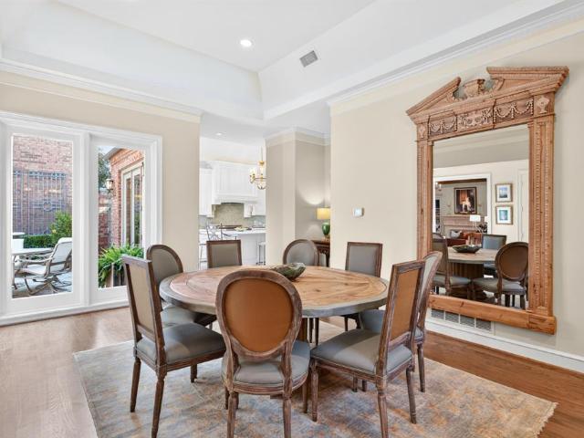 4902 Westbriar Drive