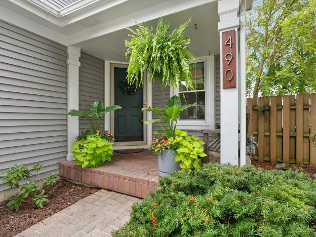 490 cambridge drive