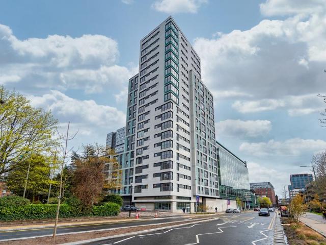 490 Argyle Street, Glasgow, Glasgow. 2 bed apartment to rent £1,295 pcm £299 pw