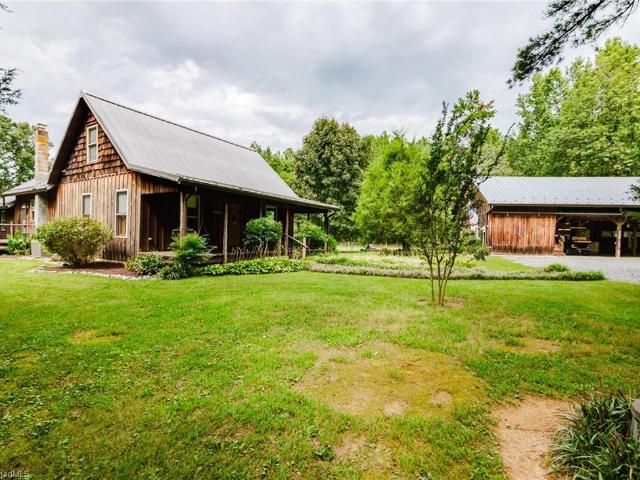 490 Bringle Ferry Road