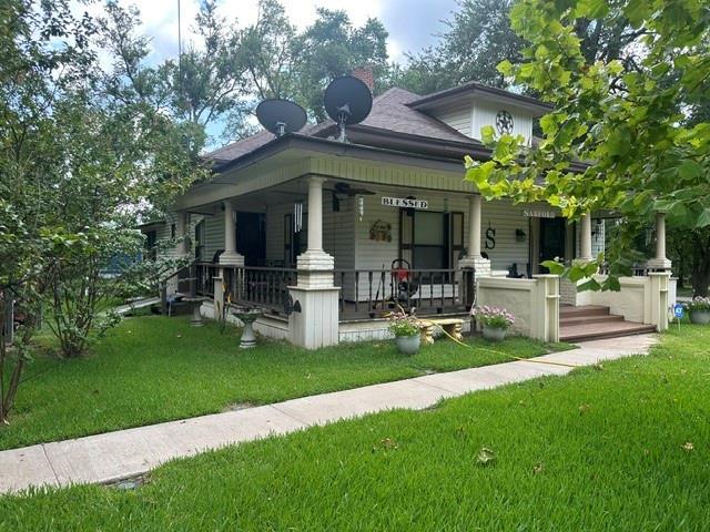 490 E Holley