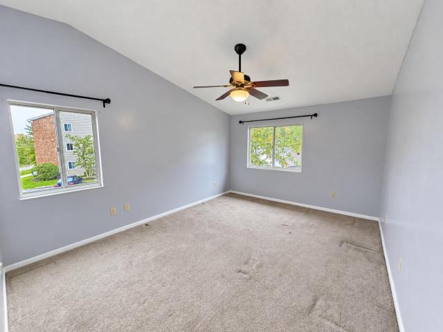 490 Lakeview Drive 7