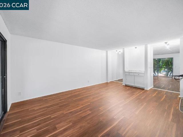 490 N Civic Dr 102